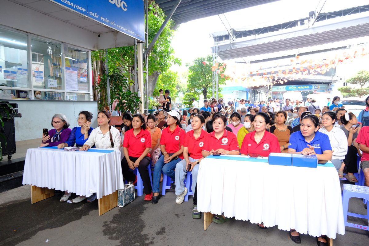 Trạm hạnh phúc lần thứ 19 - Tri ân những người con bất tử của tổ quốc 2 DSCF3466