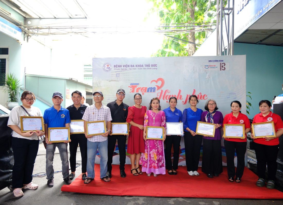 Trạm hạnh phúc lần thứ 19 - Tri ân những người con bất tử của tổ quốc 1 DSCF3477