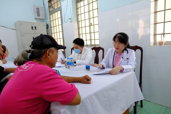 Bệnh viện Đa khoa Thủ Đức triển khai khám sức khỏe toàn dân lưu động tại phường Tam Bình 1 DSCF6359