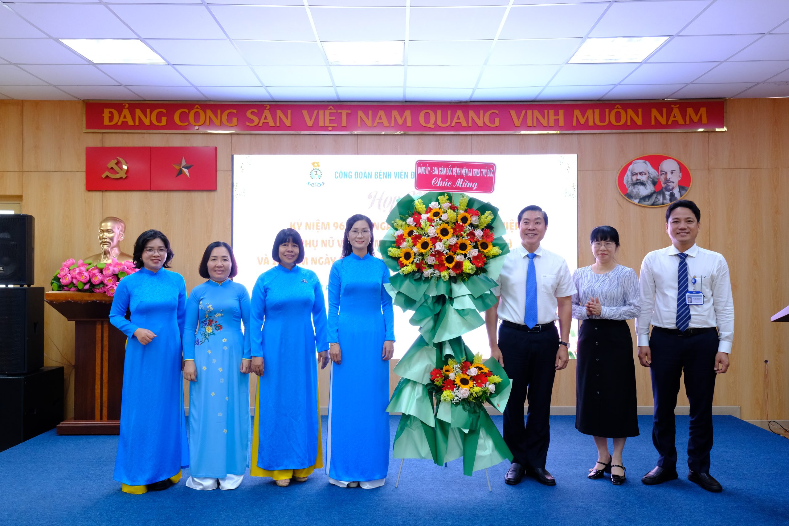 BỆNH VIỆN ĐA KHOA THỦ ĐỨC HỌP MẶT KỶ NIỆM NGÀY PHỤ NỮ VIỆT NAM 20/10 2 BỆNH VIỆN ĐA KHOA THỦ ĐỨC HỌP MẶT KỶ NIỆM NGÀY PHỤ NỮ VIỆT NAM 20/10