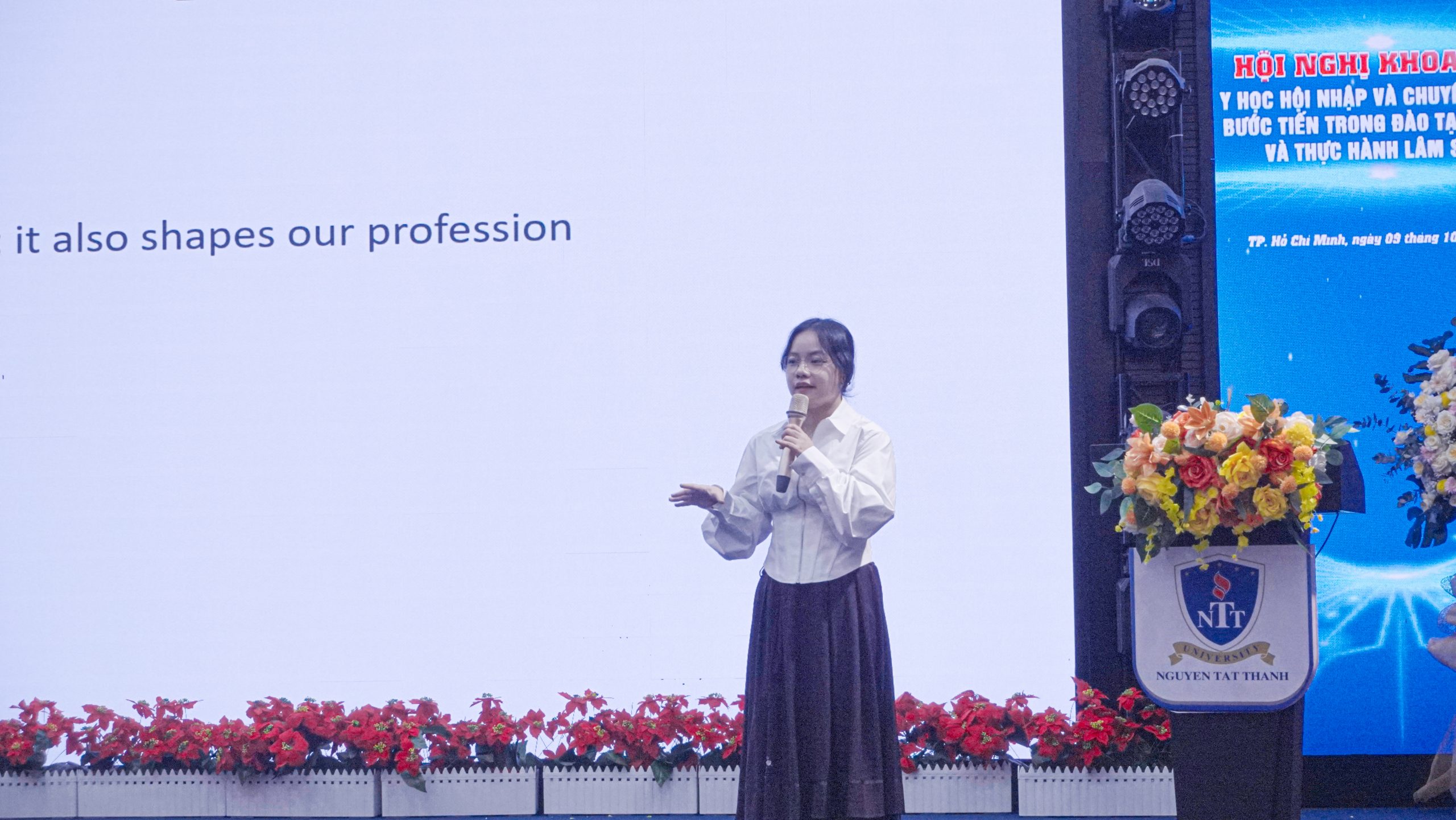 BỆNH VIỆN ĐA KHOA THỦ ĐỨC TỔ CHỨC CHUỖI HỘI THẢO KHOA HỌC VỀ SỨC KHỎE TINH THẦN TRONG Y HỌC HIỆN ĐẠI 7 BỆNH VIỆN ĐA KHOA THỦ ĐỨC TỔ CHỨC CHUỖI HỘI THẢO KHOA HỌC VỀ SỨC KHỎE TINH THẦN TRONG Y HỌC HIỆN ĐẠI