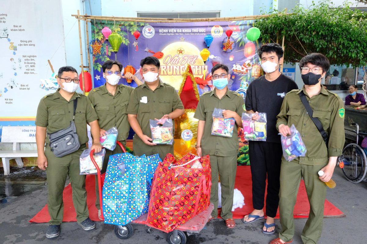 BỮA CƠM NGHĨA TÌNH – ẤM ÁP MÙA ĐOÀN VIÊN TẠI BỆNH VIỆN ĐA KHOA THỦ ĐỨC