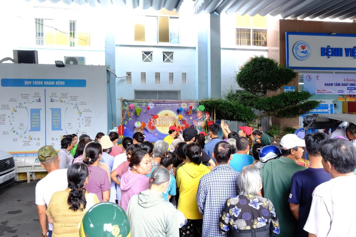 BỮA CƠM NGHĨA TÌNH – ẤM ÁP MÙA ĐOÀN VIÊN TẠI BỆNH VIỆN ĐA KHOA THỦ ĐỨC