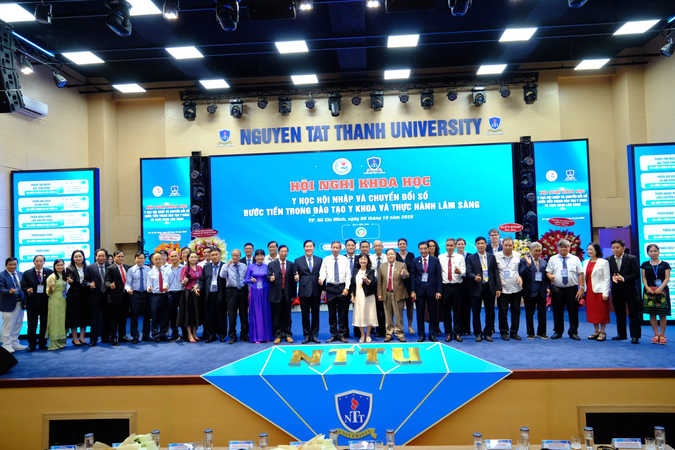 khai mac hoi nghi khoa hoc 2026 y hoc hoi nhap va chuyen doi so buoc tien trong dao tao y khoa va thuc hanh lam sang 5 scaled