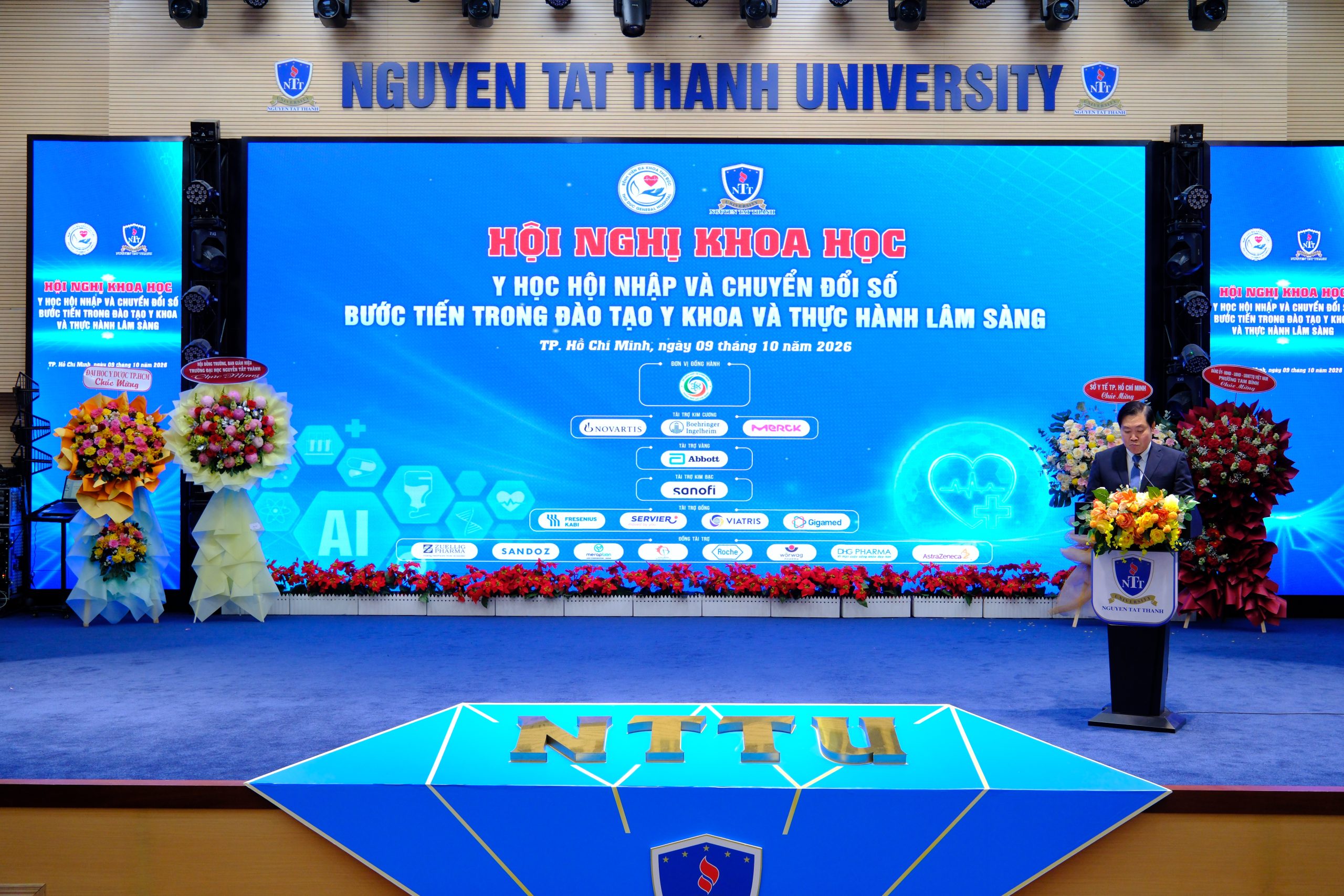 khai mac hoi nghi khoa hoc 2026 y hoc hoi nhap va chuyen doi so buoc tien trong dao tao y khoa va thuc hanh lam sang scaled