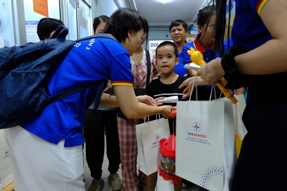 TRUNG THU 2026: 80 PHẦN QUÀ GỬI ĐẾN BỆNH NHI TẠI BỆNH VIỆN ĐA KHOA THỦ ĐỨC
